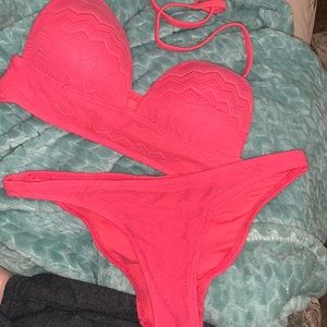Bathing suit from aerie too small bottoms medium